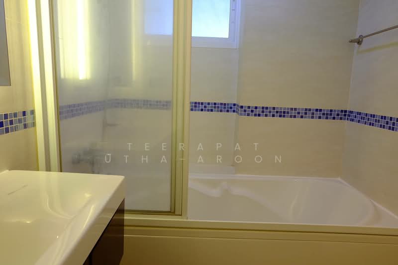 Life @ Sukhumvit 65, Bangkok, Sukhumvit Road, Phra Kanong Nua, Watthana, Bangkok, 1 Bedroom, 41 sqm, Condo For Rent, by Teerapat Utha-aroon, 500250258 - DDproperty.com