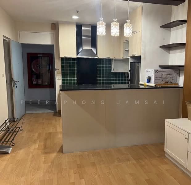 St Louis Grand Terrace : เซ็นต์ห ลุยส์ แกรนด์ เทอเรส, กรุงเทพ, ซอย สาทร 11 S Sathon Rd, ยานนาวา, สาทร, กรุงเทพ, 47 ตร.ม., คอนโด ให้เช่า, โดย Peeraphong Jamsai, 500250259 - DDproperty.com