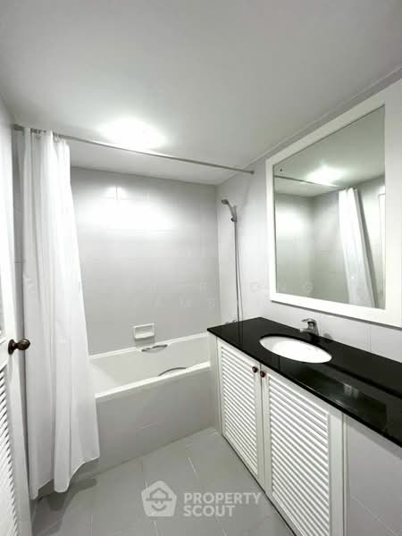 Supalai Place Sukhumvit 39 : ศุภาลัย เพลส สุขุมวิท 39, กรุงเทพ, 175-179 ซอยสุขุมวิท 39 ถนนสุขุมวิท แขวงคลองตันเหนือ เขตวัฒนา กรุงเทพมหานคร, คลองตันเหนือ, วัฒนา, กรุงเทพ, 50 ตร.ม., คอนโด ให้เช่า, โดย Peeraphong Jamsai, 500250271 - DDproperty.com