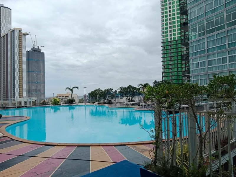 The Twin Tower Jomtien, Chon Buri (Pattaya), 555 Jomtien Soi 2, Nong Pru, Bang Lamung (Pattaya), Chon Buri (Pattaya), 1 Bedroom, 25 sqm, Condo For Sale, by Regina Nuengjamnong, 500250303 - DDproperty.com