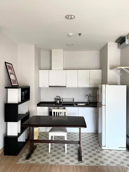 The Light House Sathorn–Chareonnakorn, Bangkok, Chareonnakorn Road, Khlong Ton Sai, Khlong San, Bangkok, 2 Bedrooms, 69 sqm, Condo For Rent, by Peeraphong Jamsai, 500250309 - DDproperty.com