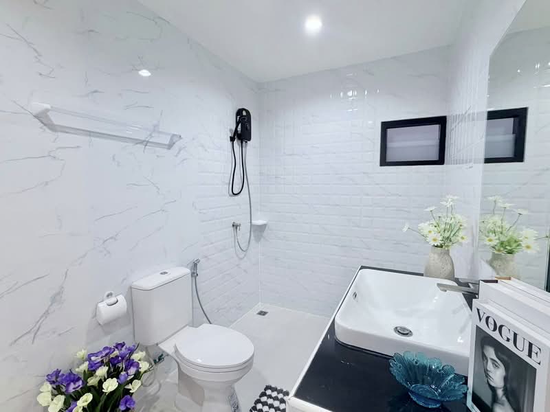 บ้านเดี่ยวสองชั้นสร้างใหม่ มาบสอง-หนองใหญ่ 2, Chon Buri (Pattaya), Bang Lamung, Bang Lamung (Pattaya), Chon Buri (Pattaya), 3 Bedrooms, 151 sqm, Townhouse For Sale, by Ratchanon Promin, 500250315 - DDproperty.com