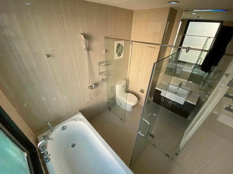 Villa Asoke, Bangkok, 1588 New Petchburi Road, Makkasan, Ratchathewi, Bangkok, 2 Bedrooms, 81 sqm, Condo For Rent, by Natta Buromsee, 500250356 - DDproperty.com