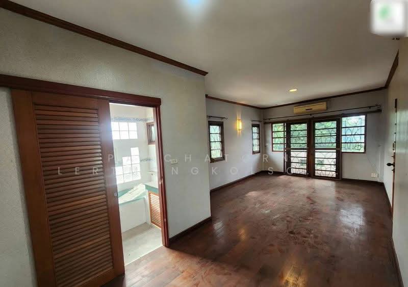 เมืองเอกโครงการ 5 ซอยเอกรัตน์10 ถนนพหลโยธิน87 ตำบลหลักหก อำเภอเมืองปทุมธานี 12000, ปทุมธานี, พหลโยธิน, หลักหก, เมืองปทุมธานี, ปทุมธานี, 280 ตร.ม., บ้านเดี่ยว ขาย, โดย Patchatorn Lertmongkolsomchok, 500250375 - DDproperty.com