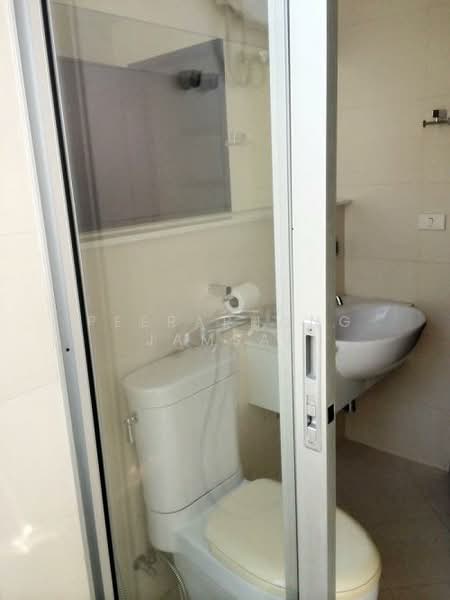 The Address Sukhumvit 42, Bangkok, 39  Soi Barbot 1, Sukhumvit Road, Phra Kanong, Khlong Toei, Bangkok, 2 Bedrooms, 75 sqm, Condo For Rent, by Peeraphong Jamsai, 500250444 - DDproperty.com