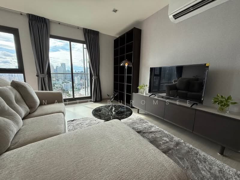 Rhythm Sukhumvit 36-38, Bangkok, 55 Soi Sukhumvit 36, Sukhumvit Road, Phra Kanong, Khlong Toei, Bangkok, 2 Bedrooms, 76 sqm, Condo For Rent, by Natta Buromsee, 500250450 - DDproperty.com