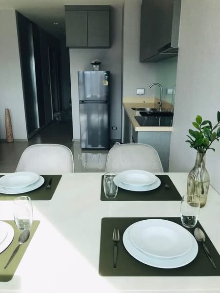 Rhythm Sukhumvit 36-38, Bangkok, 55 Soi Sukhumvit 36, Sukhumvit Road, Phra Kanong, Khlong Toei, Bangkok, 2 Bedrooms, 76 sqm, Condo For Rent, by Natta Buromsee, 500250450 - DDproperty.com