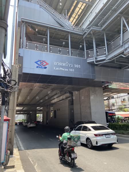 ให้เช่าด่วน!! อาคารพาณิชย์ 3 ชั้น ใกล้ MRT ลาดพร้าว 101 เหมาะทำคลินิก ออฟฟิศ ร้านเสริมสวย, Bangkok, Khlong Chan, Bang Kapi, Bangkok, , 420 sqm, Shophouse For Rent, by Suppakorn Prakongthanaphant, 500250457 - DDproperty.com