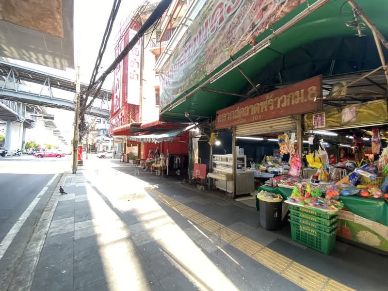 ให้เช่า - ให้เช่าด่วน!! อาคารพาณิชย์ 3 ชั้น ใกล้ MRT ลาดพร้าว 101 เหมาะทำคลินิก ออฟฟิศ ร้านเสริมสวย, กรุงเทพ