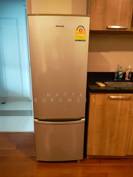 HIVE Taksin, Bangkok, 18 1 Soi, Khlong Ton Sai, Khlong San, Bangkok, 2 Bedrooms, 65 sqm, Condo For Rent, by Natta Buromsee, 500250468 - DDproperty.com