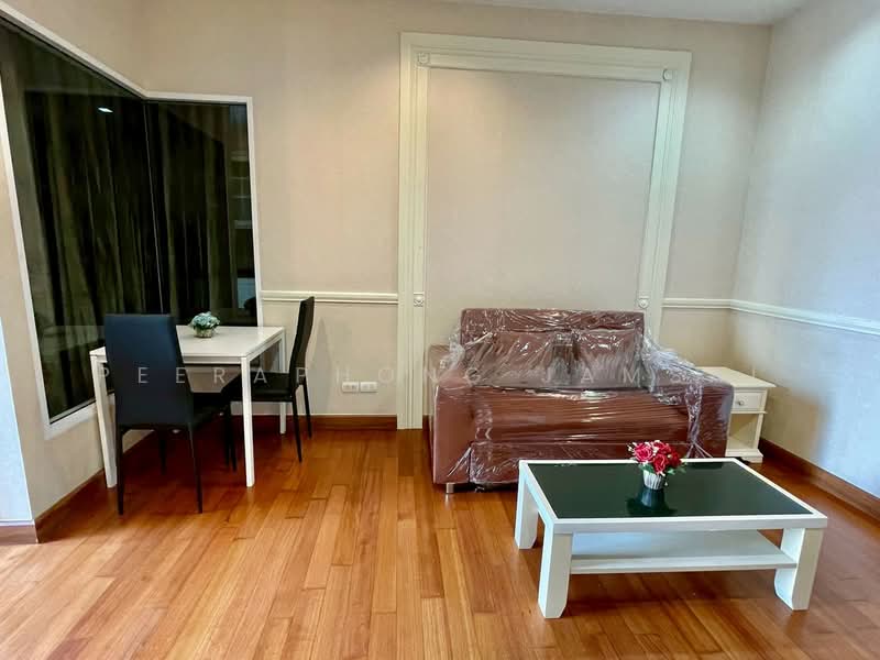 Ivy Sathorn 10 : ไอวี่ สาทร 10, กรุงเทพ, 88 ซอยสาทร 12 ถนนสาทร, สีลม, บางรัก, กรุงเทพ, 40 ตร.ม., คอนโด ให้เช่า, โดย Peeraphong Jamsai, 500250470 - DDproperty.com