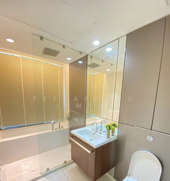 185 Rajadamri, Bangkok, 185 Rajadamri Road, Lumphini, Pathum Wan, Bangkok, 1 Bedroom, 70 sqm, Condo For Rent, by Peeraphong Jamsai, 500250477 - DDproperty.com