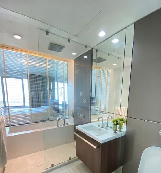 185 Rajadamri, Bangkok, 185 Rajadamri Road, Lumphini, Pathum Wan, Bangkok, 1 Bedroom, 70 sqm, Condo For Rent, by Peeraphong Jamsai, 500250477 - DDproperty.com