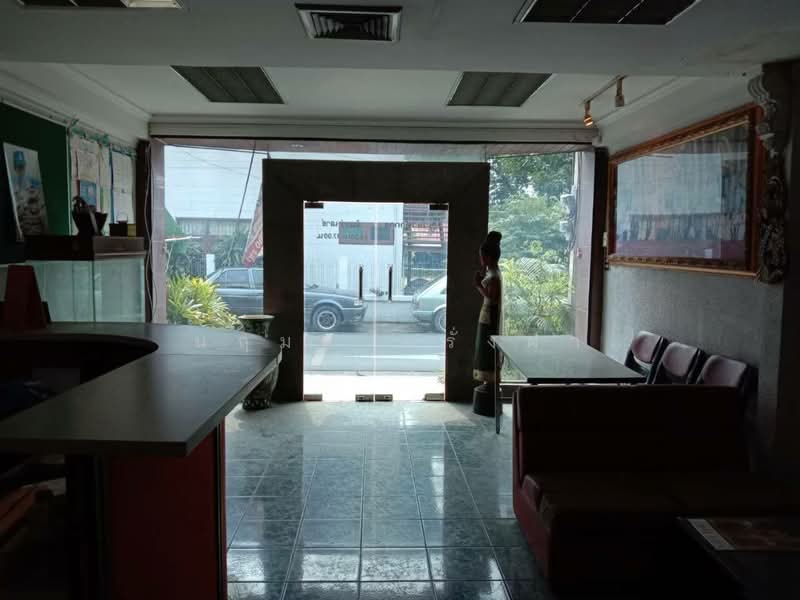 ลาดพร้าว, Bangkok, Lat Phrao, Lat Phrao, Bangkok, 3 Bedrooms, 240 sqm, Townhouse For Sale, by นฤมล ครั่งฝา, 500250478 - DDproperty.com