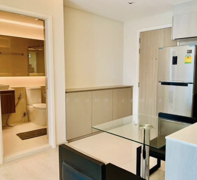 Vtara Sukhumvit 36, Bangkok, 118 Soi Saen Sabai, Phra Kanong, Khlong Toei, Bangkok, 2 Bedrooms, 58 sqm, Condo For Rent, by Peeraphong Jamsai, 500250484 - DDproperty.com