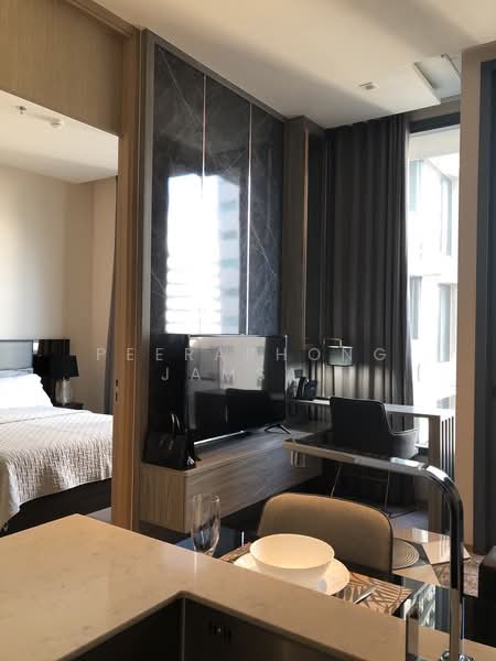 The Esse Asoke, Bangkok, 333 Soi Sukhumvit 21, Sukhumvit Road, Khlongtoei Nua, Watthana, Bangkok, 1 Bedroom, 36 sqm, Condo For Rent, by Peeraphong Jamsai, 500250563 - DDproperty.com