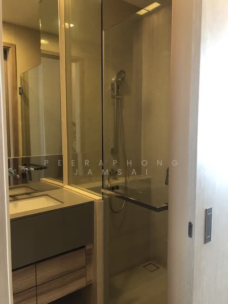 The Esse Asoke, Bangkok, 333 Soi Sukhumvit 21, Sukhumvit Road, Khlongtoei Nua, Watthana, Bangkok, 1 Bedroom, 36 sqm, Condo For Rent, by Peeraphong Jamsai, 500250563 - DDproperty.com