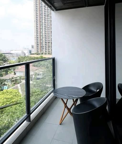 The Lofts Asoke, Bangkok, Sukhumvit 21 Road, Khlongtoei Nua, Watthana, Bangkok, 2 Bedrooms, 87 sqm, Condo For Rent, by Peeraphong Jamsai, 500250566 - DDproperty.com
