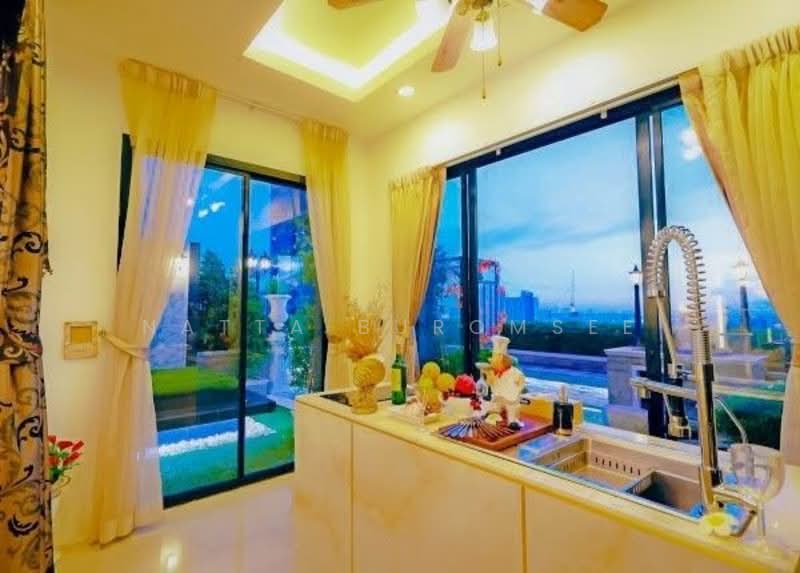 Vista Garden, Bangkok, 53 Saeng Thip Alley, Phra Kanong Nua, Watthana, Bangkok, 3 Bedrooms, 250 sqm, Condo For Rent, by Natta Buromsee, 500250646 - DDproperty.com