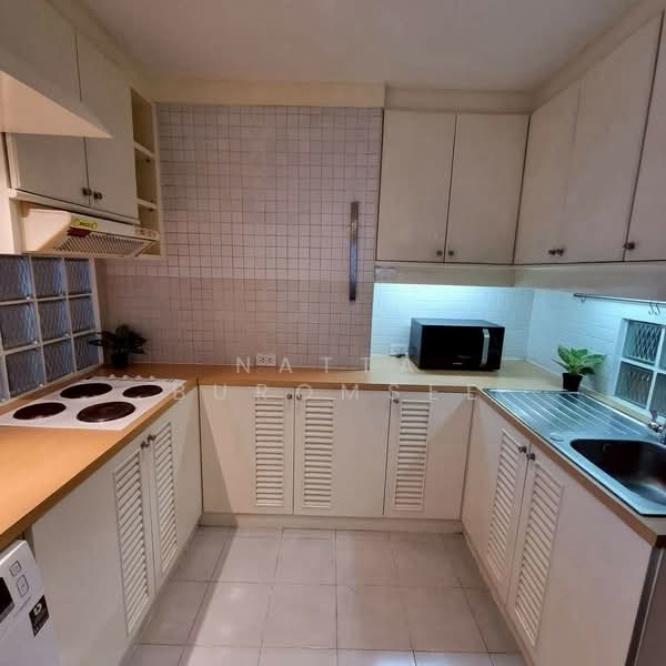 Supalai Place Sukhumvit 39, Bangkok, 175-179 Soi Sukhumvit 39 Sukhumvit Road, Khlong Tan Nua, Watthana, Bangkok, 2 Bedrooms, 142 sqm, Condo For Rent, by Natta Buromsee, 500250663 - DDproperty.com