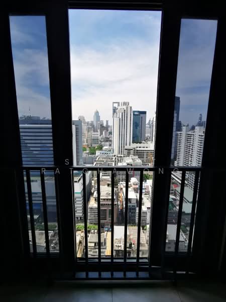 ASHTON Asoke, Bangkok, 131 Asoke Montri Road, Khlongtoei Nua, Watthana, Bangkok, 1 Bedroom, 34 sqm, Condo For Rent, by Sarawut Ratchawong, 500250681 - DDproperty.com