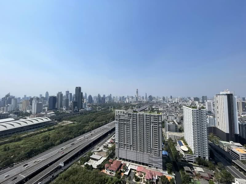Life Asoke, Bangkok, Asoke-Dindang Road, Bang Kapi, Huai Khwang, Bangkok, 1 Bedroom, 40 sqm, Condo For Sale, by Sarawut Ratchawong, 500250712 - DDproperty.com