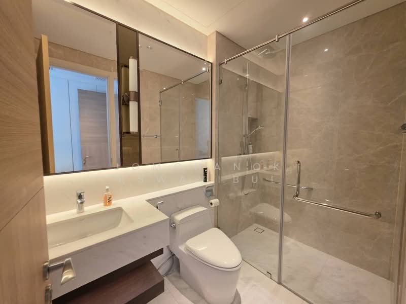 Sindhorn Residence, Bangkok, 54 Soi Ton Son, Lumphini, Pathum Wan, Bangkok, 3 Bedrooms, 229 sqm, Condo For Rent, by Jomchanok Aswavibul, 500250761 - DDproperty.com