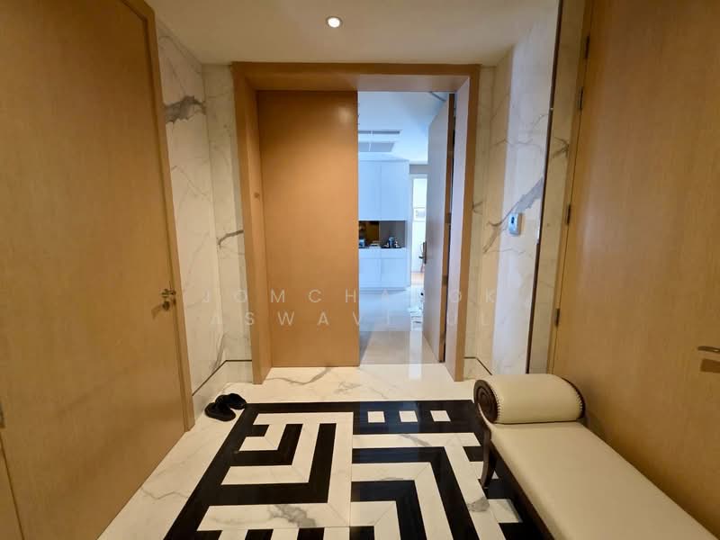 Sindhorn Residence : สินธร เรสซิเดนซ์ หลังสวน, กรุงเทพ, 54 ซอยต้นสน, ลุมพินี, ปทุมวัน, กรุงเทพ, 229 ตร.ม., คอนโด ให้เช่า, โดย Jomchanok Aswavibul, 500250761 - DDproperty.com
