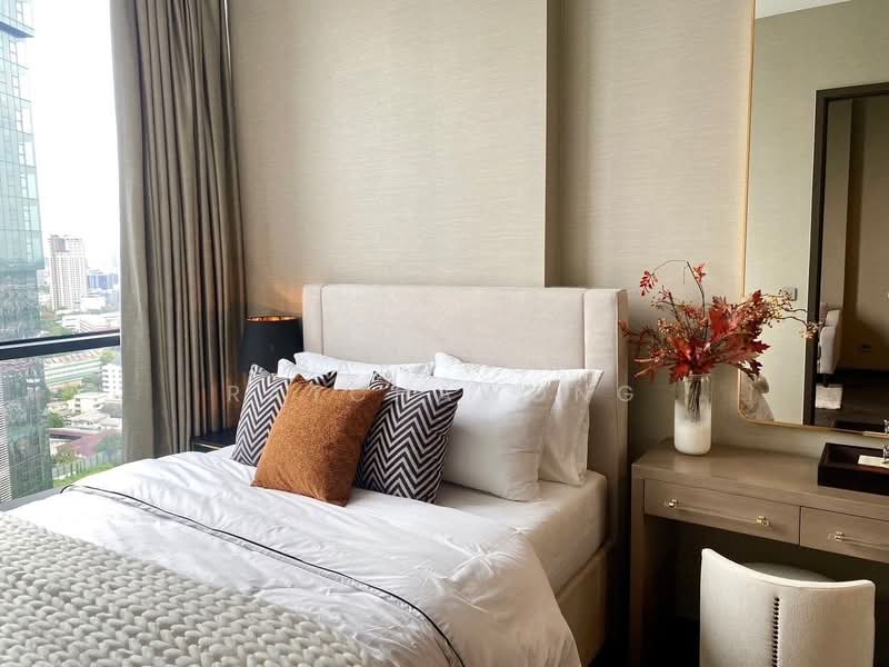 The Esse Sukhumvit 36, Bangkok, Soi Sukhumvit 36, Sukhumvit Road, Phra Kanong, Khlong Toei, Bangkok, 1 Bedroom, 38 sqm, Condo For Sale, by Sarawut Ratchawong, 500250763 - DDproperty.com