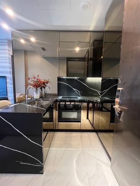 The Esse Sukhumvit 36, Bangkok, Soi Sukhumvit 36, Sukhumvit Road, Phra Kanong, Khlong Toei, Bangkok, 1 Bedroom, 38 sqm, Condo For Sale, by Sarawut Ratchawong, 500250763 - DDproperty.com