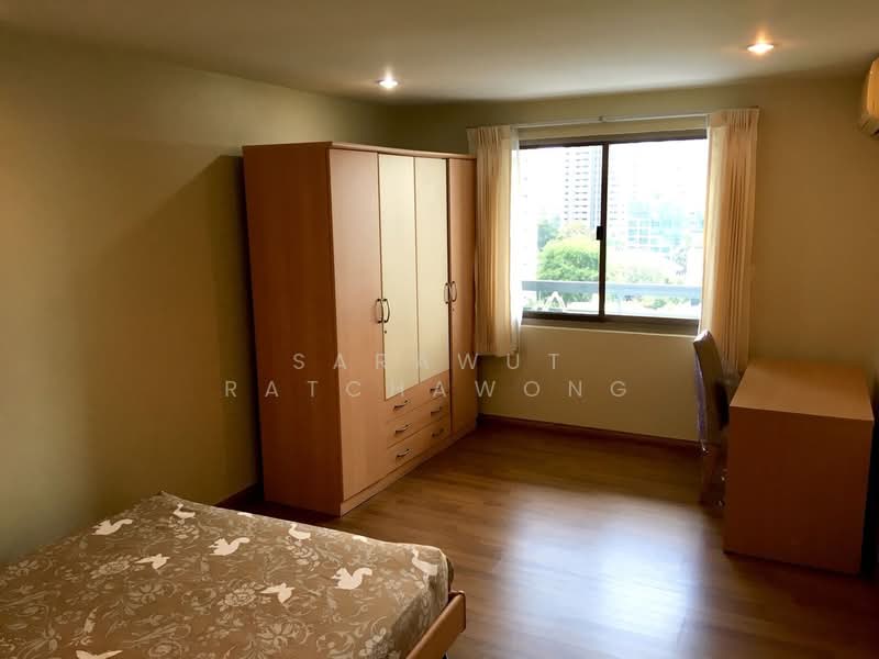 Royal Castle Sukhumvit, Bangkok, 30 Soi Sukhumvit 39, Khlongtoei Nua, Watthana, Bangkok, 3 Bedrooms, 140 sqm, Condo For Sale, by Sarawut Ratchawong, 500250780 - DDproperty.com