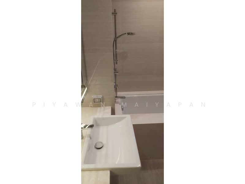 Noble BE33, Bangkok, 19 Soi Sukhumvit 33, Khlong Tan Nua, Watthana, Bangkok, 2 Bedrooms, 60 sqm, Condo For Rent, by Piyawan Maiyapan, 500250805 - DDproperty.com