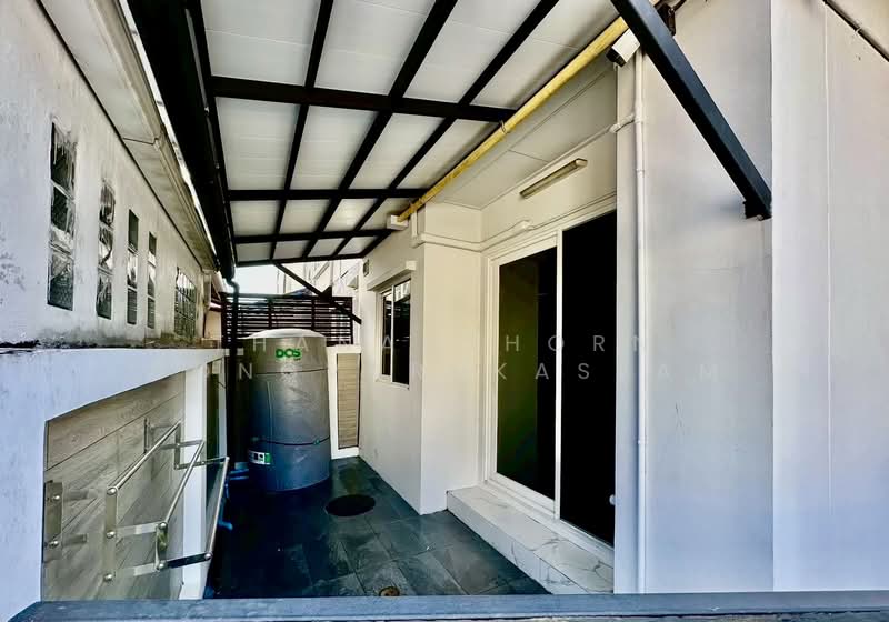 Baan Klang Muang Rama 9 - Ladprao, Bangkok, Soi Ladprao 88, Wang Thonglang, Wang Thonglang, Bangkok, 2 Bedrooms, 132 sqm, Townhouse For Sale, by Thananthorn Wongvarnkaseam, 500250818 - DDproperty.com