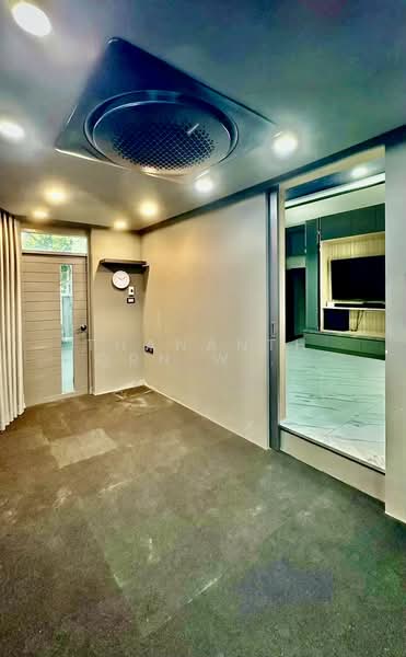 Baan Klang Muang Rama 9 - Ladprao, Bangkok, Soi Ladprao 88, Wang Thonglang, Wang Thonglang, Bangkok, 2 Bedrooms, 132 sqm, Townhouse For Sale, by Thananthorn Wongvarnkaseam, 500250818 - DDproperty.com