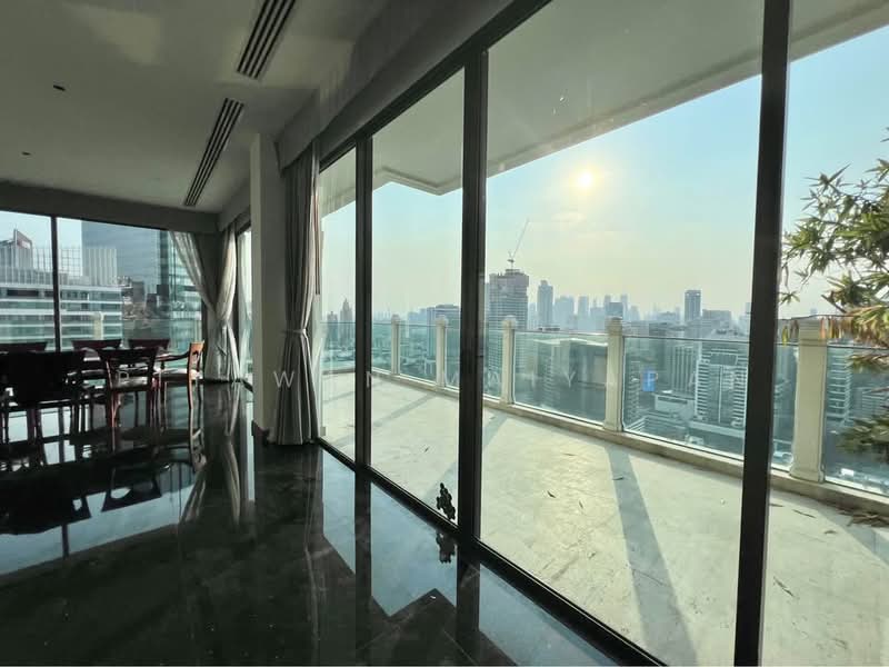 Le Raffine Sukhumvit 39, Bangkok, Soi Sukhumvit 39, Khlong Tan Nua, Watthana, Bangkok, 3 Bedrooms, 405 sqm, Condo For Sale, by Piyawan Maiyapan, 500250820 - DDproperty.com