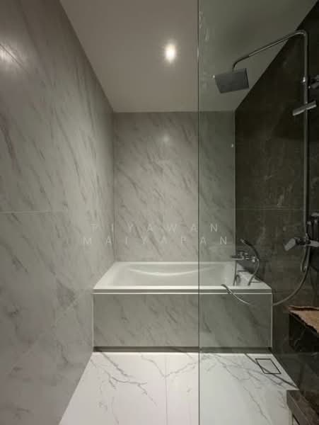 Fynn Asoke, Bangkok, 28 Sukhumvit 10 Alley, Khlong Toei, Khlong Toei, Bangkok, 1 Bedroom, 33 sqm, Condo For Rent, by Piyawan Maiyapan, 500250833 - DDproperty.com