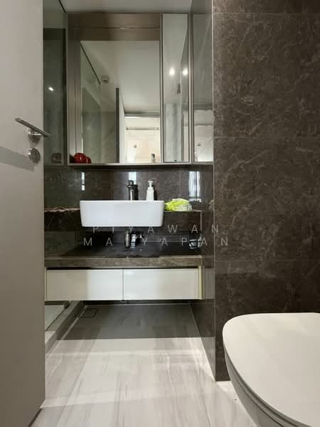 Fynn Asoke, Bangkok, 28 Sukhumvit 10 Alley, Khlong Toei, Khlong Toei, Bangkok, 1 Bedroom, 33 sqm, Condo For Rent, by Piyawan Maiyapan, 500250833 - DDproperty.com