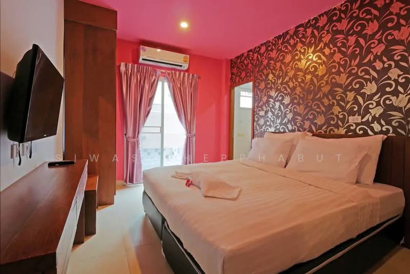 Pool Villa for Rent in South Pattaya near Jomtien Beach Pet Friendly, Chon Buri (Pattaya), Chaiyapruek Road 1, Bang Lamung, Bang Lamung (Pattaya), Chon Buri (Pattaya), 7 Bedrooms, 350 sqm, Villa For Rent, by Siwas Thepphabut, 500250839 - DDproperty.com