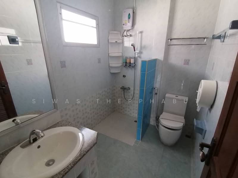 Pool Villa for Rent in South Pattaya near Jomtien Beach Pet Friendly, Chon Buri (Pattaya), Chaiyapruek Road 1, Bang Lamung, Bang Lamung (Pattaya), Chon Buri (Pattaya), 7 Bedrooms, 350 sqm, Villa For Rent, by Siwas Thepphabut, 500250839 - DDproperty.com