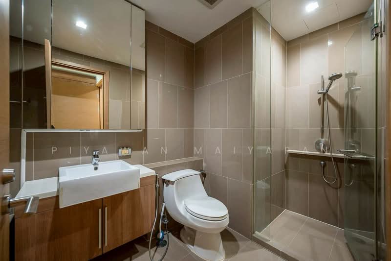 Prive by Sansiri, Bangkok, 68 Soi Ruamrudee, Wireless Road, Lumphini, Pathum Wan, Bangkok, 3 Bedrooms, 154 sqm, Condo For Rent, by Piyawan Maiyapan, 500250848 - DDproperty.com