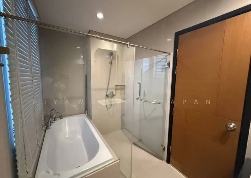 Villa Sathorn, Bangkok, 5 KrungThonBuri Road, Khlong Ton Sai, Khlong San, Bangkok, 2 Bedrooms, 90 sqm, Condo For Rent, by Piyawan Maiyapan, 500250879 - DDproperty.com