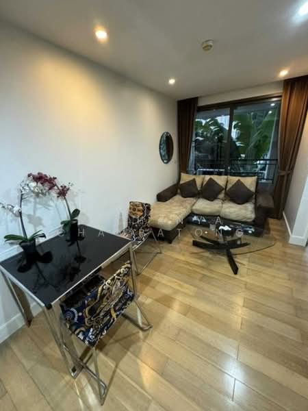 Collezio Sathorn-Pipat, Bangkok, 41 Soi Pipat 1 Silom Road, Silom, Bang Rak, Bangkok, 1 Bedroom, 41 sqm, Condo For Sale, by Suchanya Champatong, 500250945 - DDproperty.com