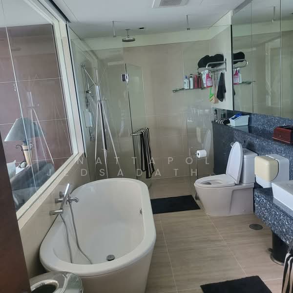The Lakes, Bangkok, 123 Ratchadaphisek Road, Khlong Toei, Khlong Toei, Bangkok, 3 Bedrooms, 440 sqm, Condo For Sale, by Nattapol Jedsadathitikul, 500250948 - DDproperty.com