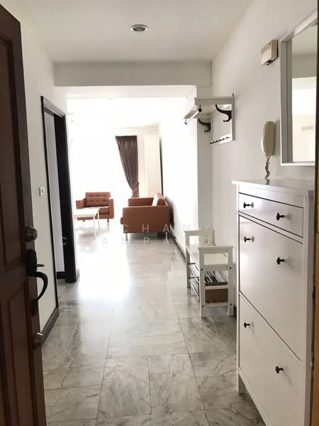 Royal Castle Sukhumvit, Bangkok, 30 Soi Sukhumvit 39, Khlongtoei Nua, Watthana, Bangkok, 2 Bedrooms, 100 sqm, Condo For Rent, by Suchanya Champatong, 500250949 - DDproperty.com