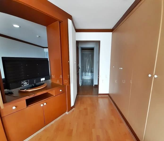 The Waterford Diamond Tower Sukhumvit, Bangkok, 758/18 Soi Sukhumvit 30/1, Sukhumvit Road, Khlong Toei, Khlong Toei, Bangkok, 1 Bedroom, 52 sqm, Condo For Rent, by Nattapol Jedsadathitikul, 500250953 - DDproperty.com
