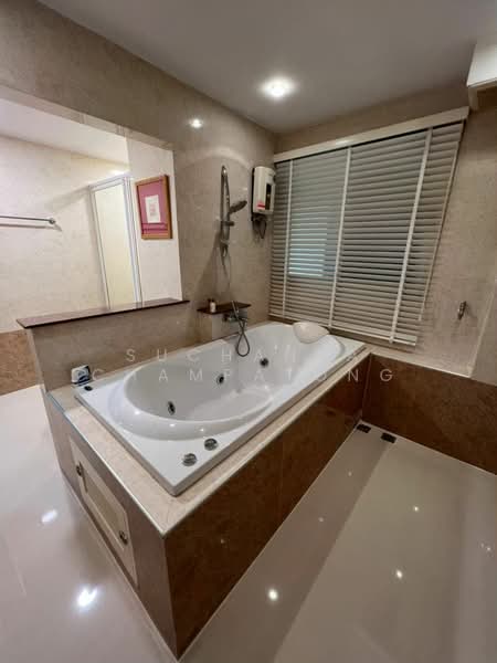 49 Plus, Bangkok, Soi Sukhumvit 49, Khlong Tan Nua, Watthana, Bangkok, 2 Bedrooms, 105 sqm, Condo For Rent, by Suchanya Champatong, 500250959 - DDproperty.com