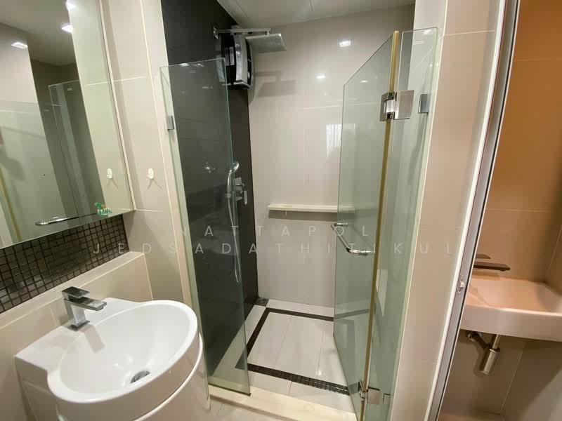 Rhythm Sukhumvit 50, Bangkok, 8 Sukhumvit 50, Sukhumvit Road, Phra Kanong, Khlong Toei, Bangkok, 1 Bedroom, 35 sqm, Condo For Rent, by Nattapol Jedsadathitikul, 500250971 - DDproperty.com