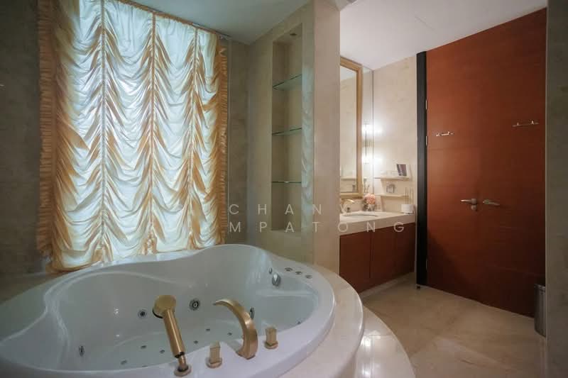 The Infinity, Bangkok, 98 Narathiwatratchanakharin Road, Silom, Bang Rak, Bangkok, 3 Bedrooms, 240 sqm, Condo For Rent, by Suchanya Champatong, 500250999 - DDproperty.com