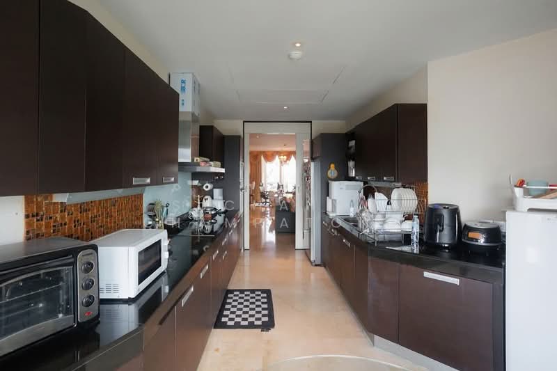 The Infinity, Bangkok, 98 Narathiwatratchanakharin Road, Silom, Bang Rak, Bangkok, 3 Bedrooms, 240 sqm, Condo For Rent, by Suchanya Champatong, 500250999 - DDproperty.com