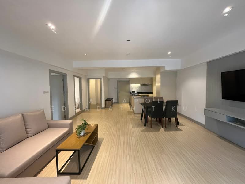 Villa Bajaj, Bangkok, Soi Sukhumvit 19, Khlongtoei Nua, Watthana, Bangkok, 2 Bedrooms, 160 sqm, Condo For Rent, by Nattapol Jedsadathitikul, 500251000 - DDproperty.com